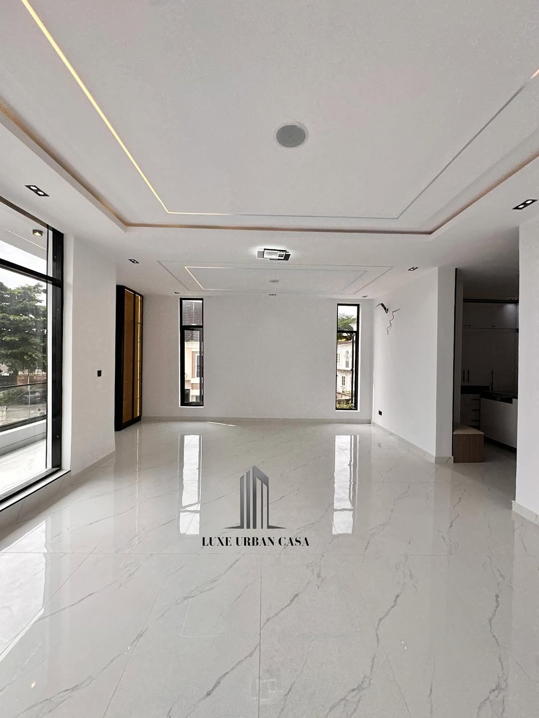 Elegant 5-Bed VGC Haven with Cinema & Pool