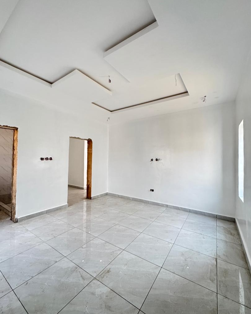 Luxury Maryland Haven: Smart Living, Pool & Gym