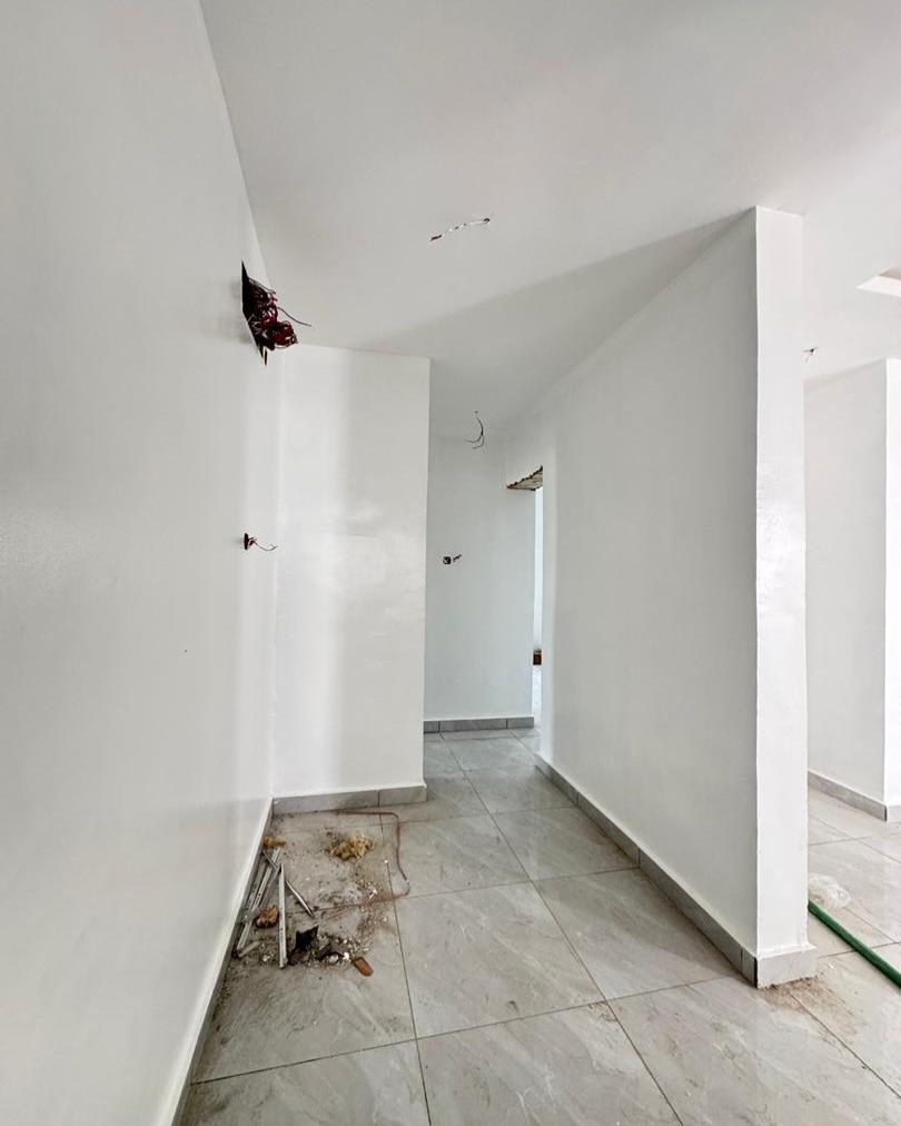 Luxury Maryland Haven: Smart Living, Pool & Gym