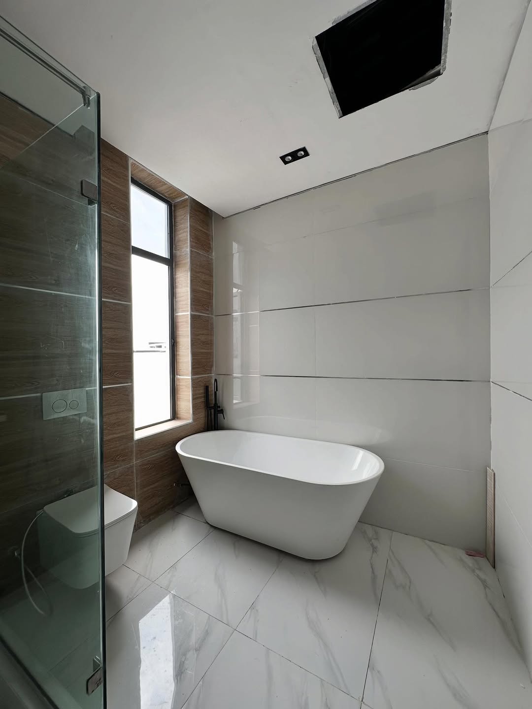 4-Bed Ensuite Duplex with BQ in Ikate