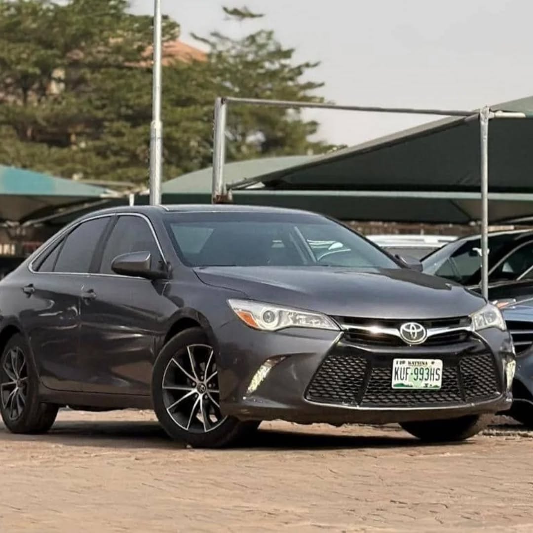 Luxury Camry XLE: Duty-Paid & Drive-Away Ready