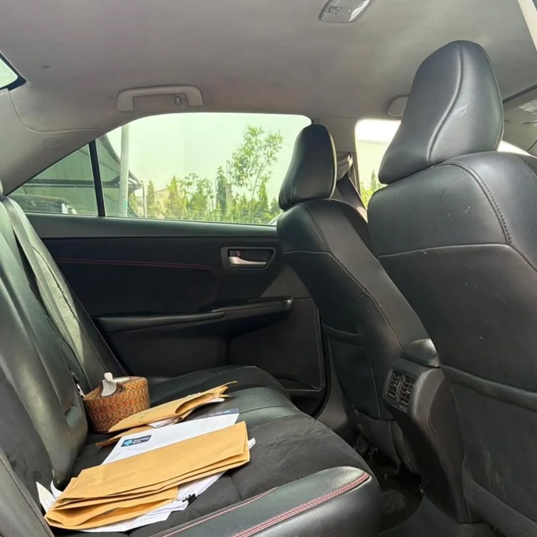 Luxury Camry XLE: Duty-Paid & Drive-Away Ready