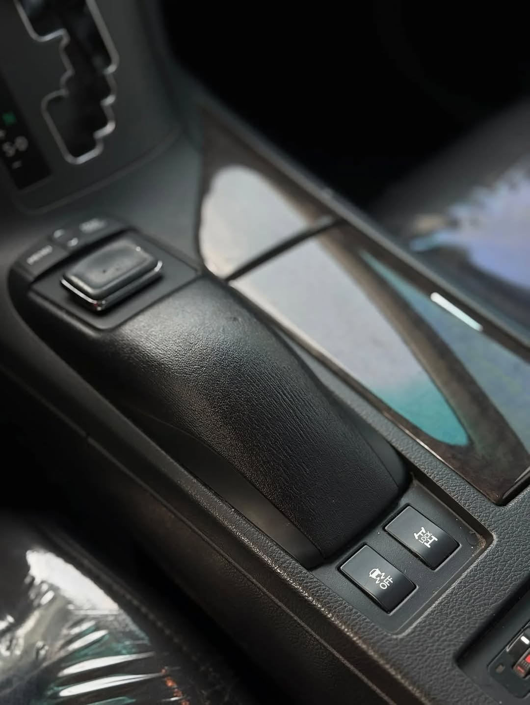 Luxury SUV, Flawless & Ready to Drive