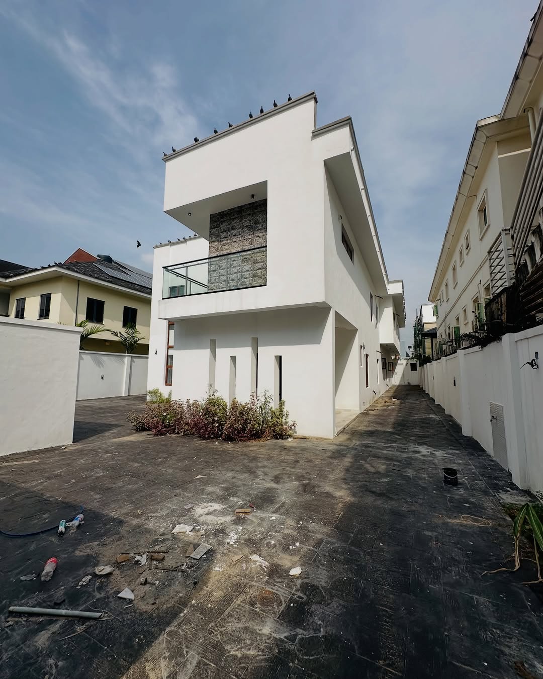 Ikeja GRA’s Grand 5-Bedroom Haven with Pool