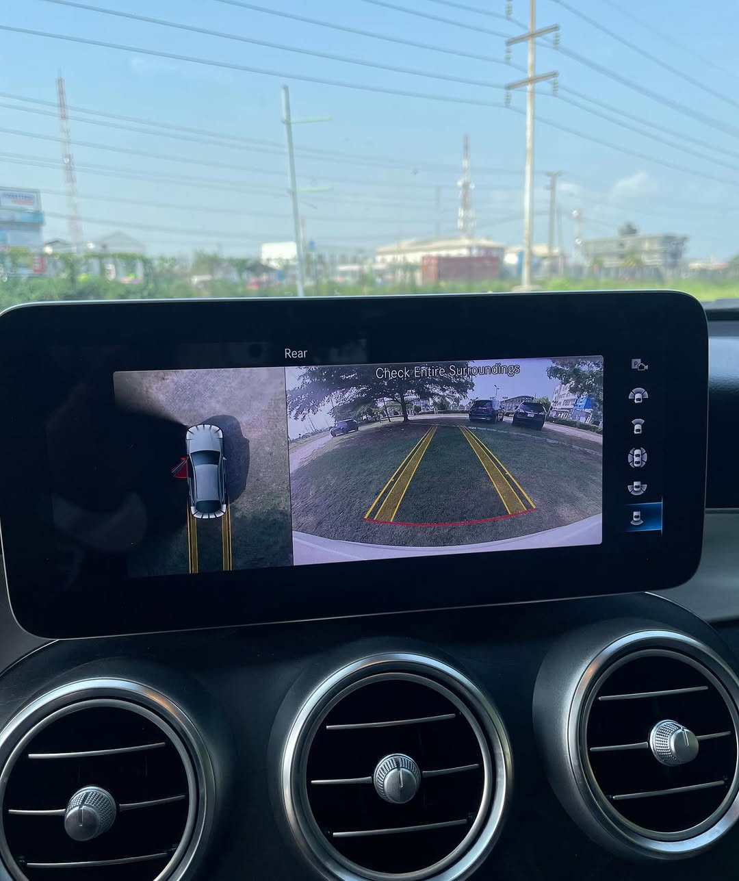 2020 Mercedes GLC300: Luxury Tech & Sunroof