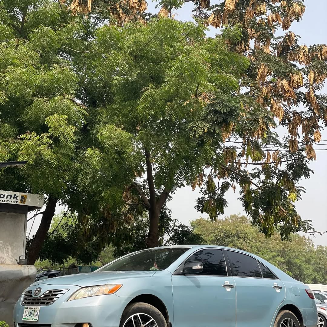 Pristine 2007 Camry: Chilled AC & Flawless Engine