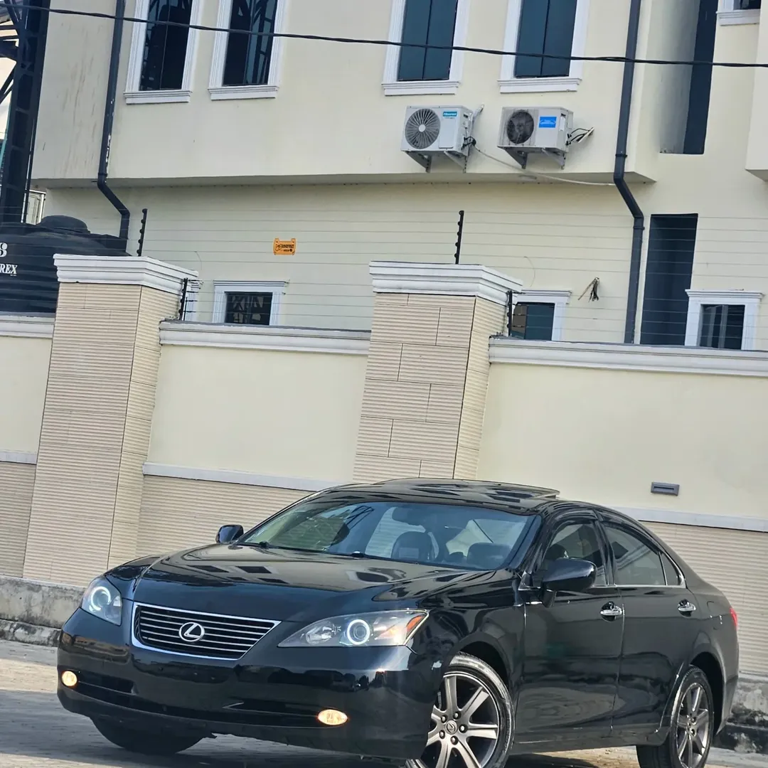 2008 Lexus ES350: Low Miles, Luxury Loaded, Accident-Free