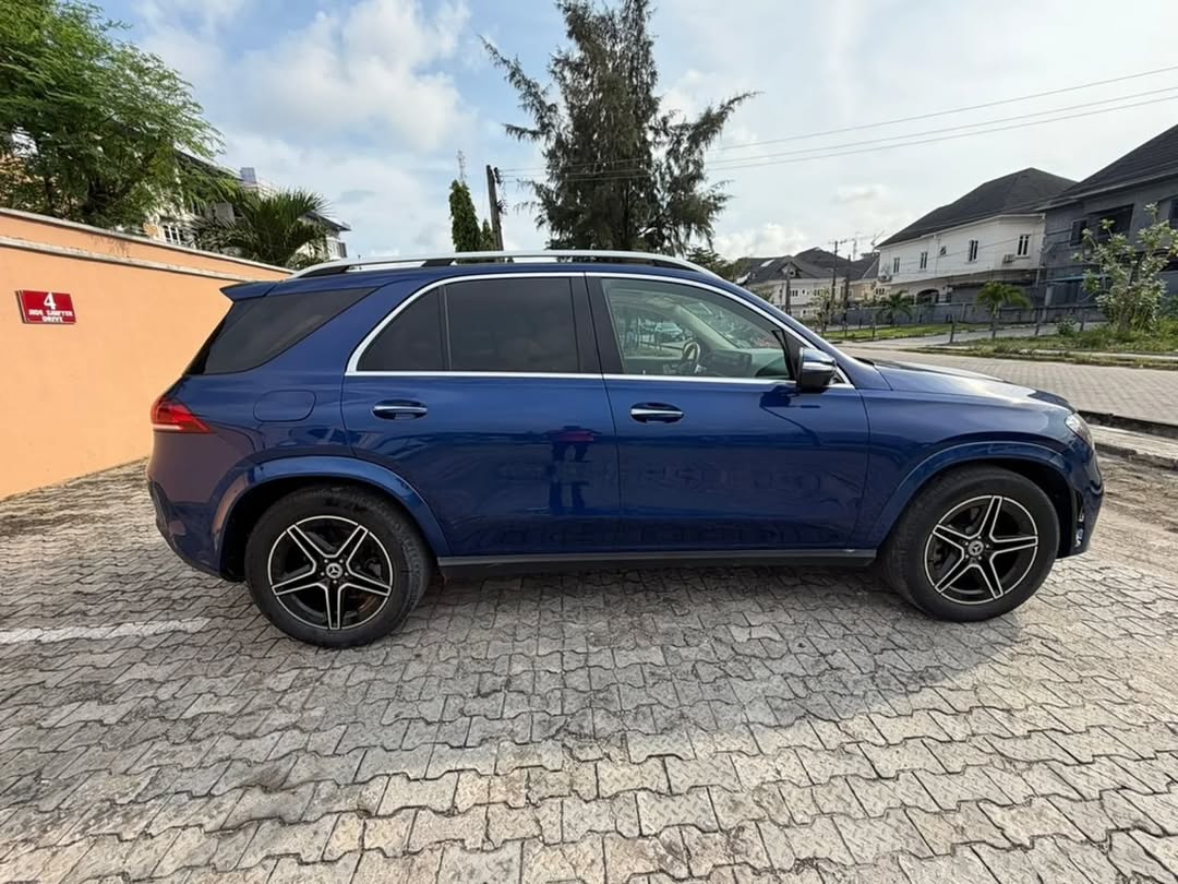 Luxury SUV: 2021 Mercedes-Benz GLE 450