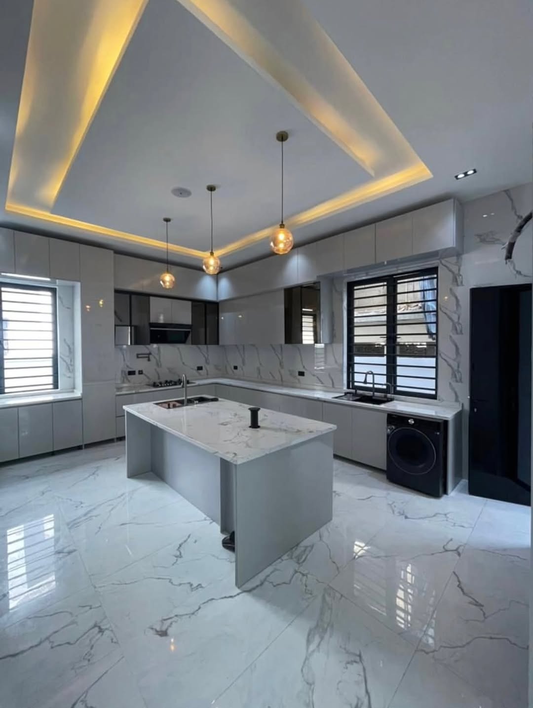 Opulent 6-Bed Duplex with Private Pool & Cinema