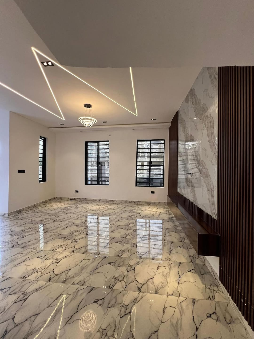 Sangotedo Gem: 4BR Duplex with Pool & BQ