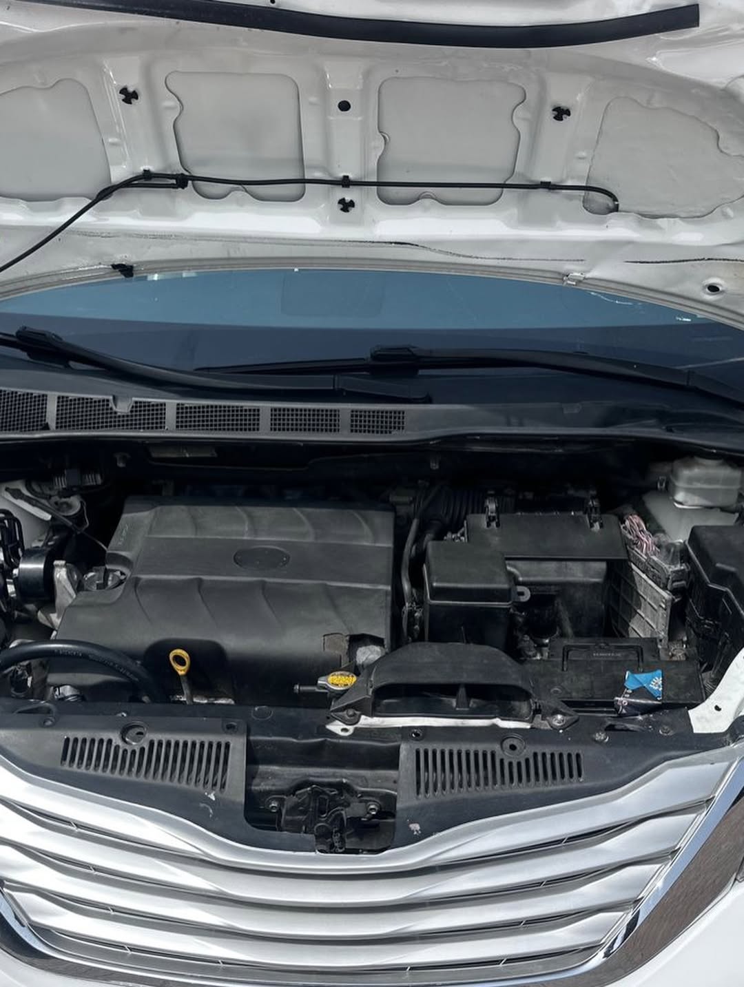 Reliable 2012 Sienna XLE: Family Luxury for ₦23.5M