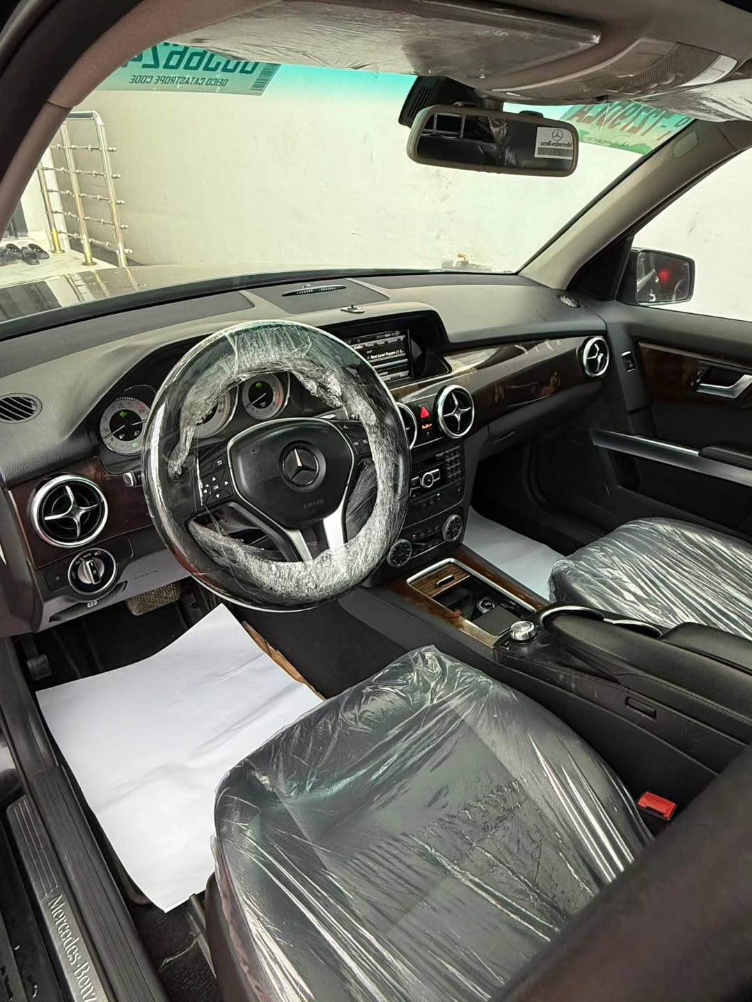 2013 Mercedes GLK 350: Impeccably Clean & Ready