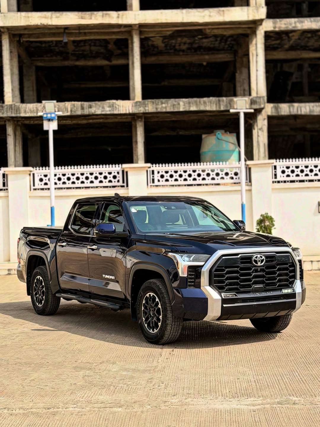 2024 Tundra 4×4: Luxury Meets Rugged Power