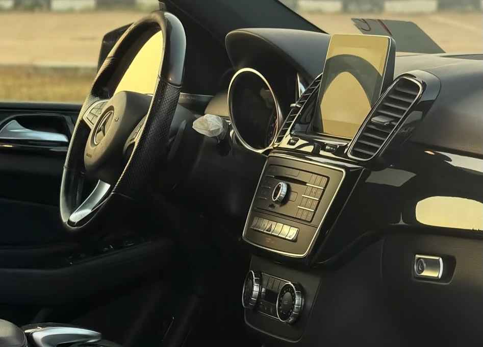 Luxury Loaded 2017 Mercedes GLE 350