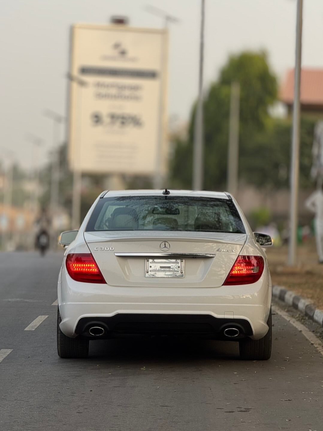 Luxury Powerhouse: 2013 Mercedes C300, 3.5L V6