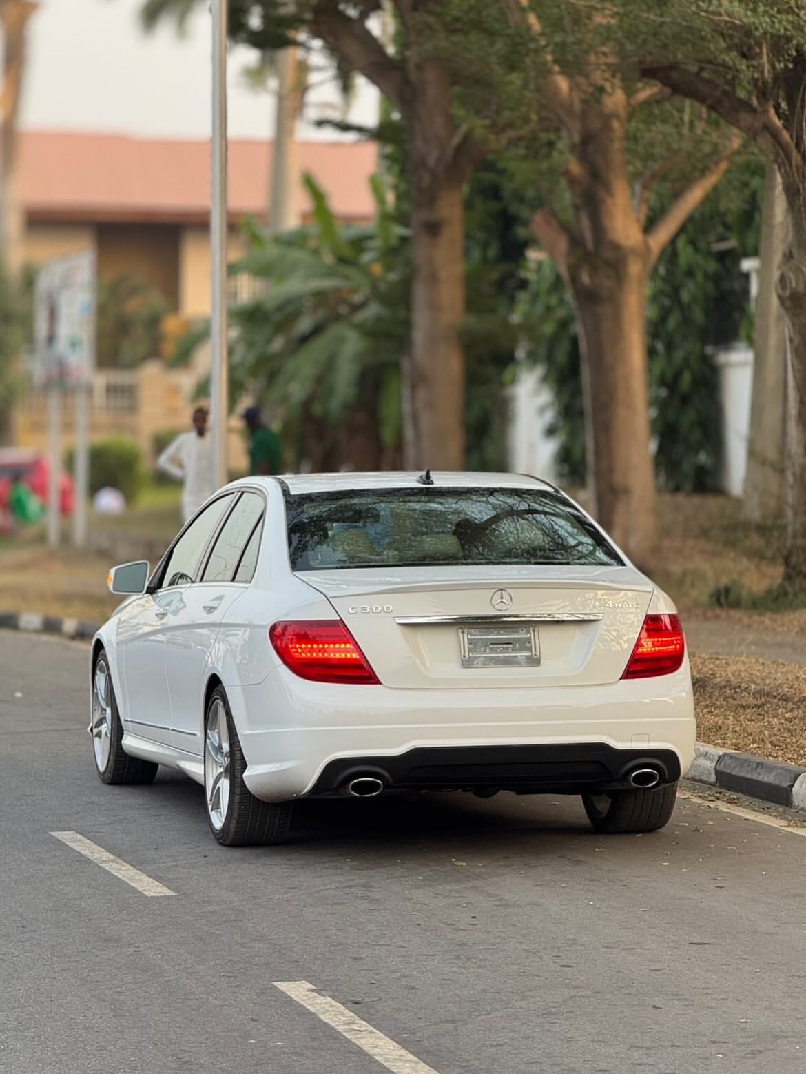Luxury Powerhouse: 2013 Mercedes C300, 3.5L V6