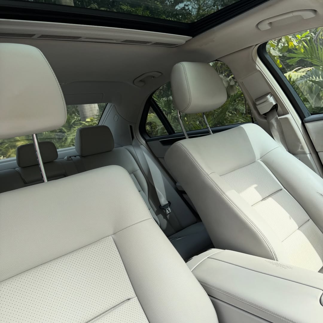 2014 Mercedes E350: Sunroof, Keyless, Camera, Duty-Paid