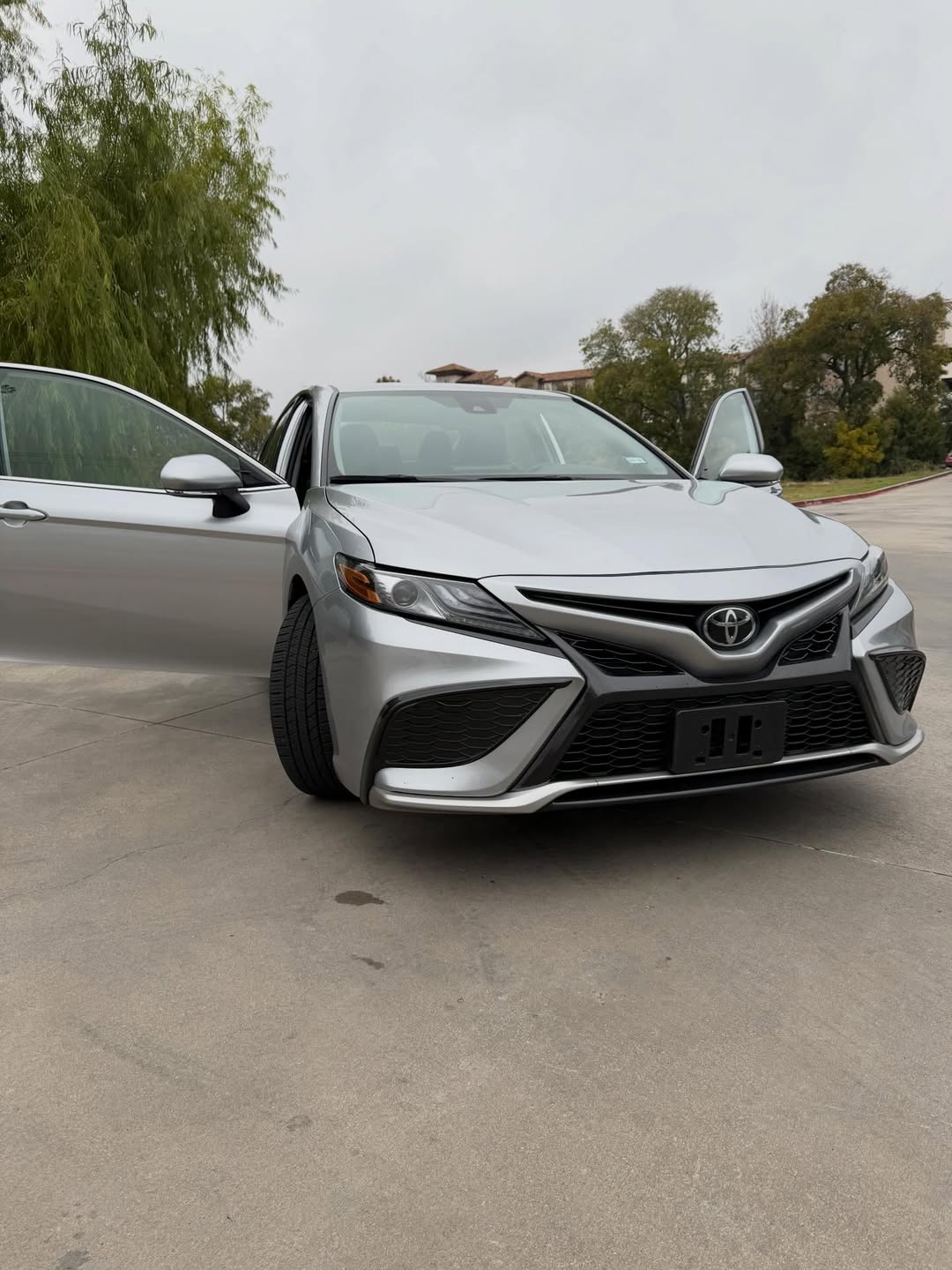 2019 Toyota Camry: Low Miles, Premium Value