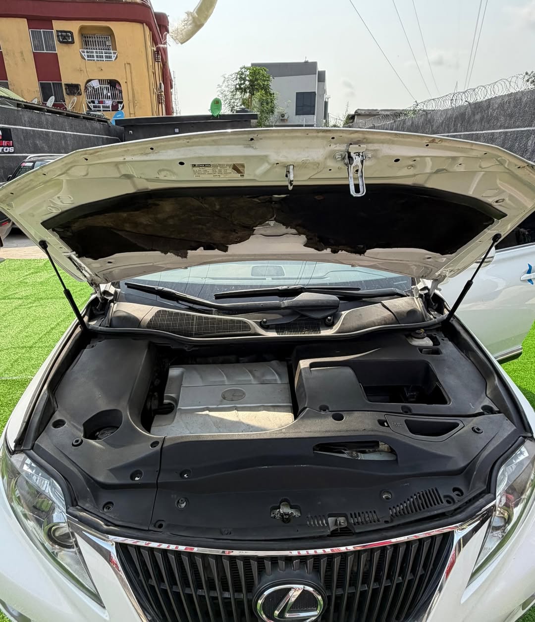 2010 Lexus RX 350: Sharp, Loaded & Ready to Impress