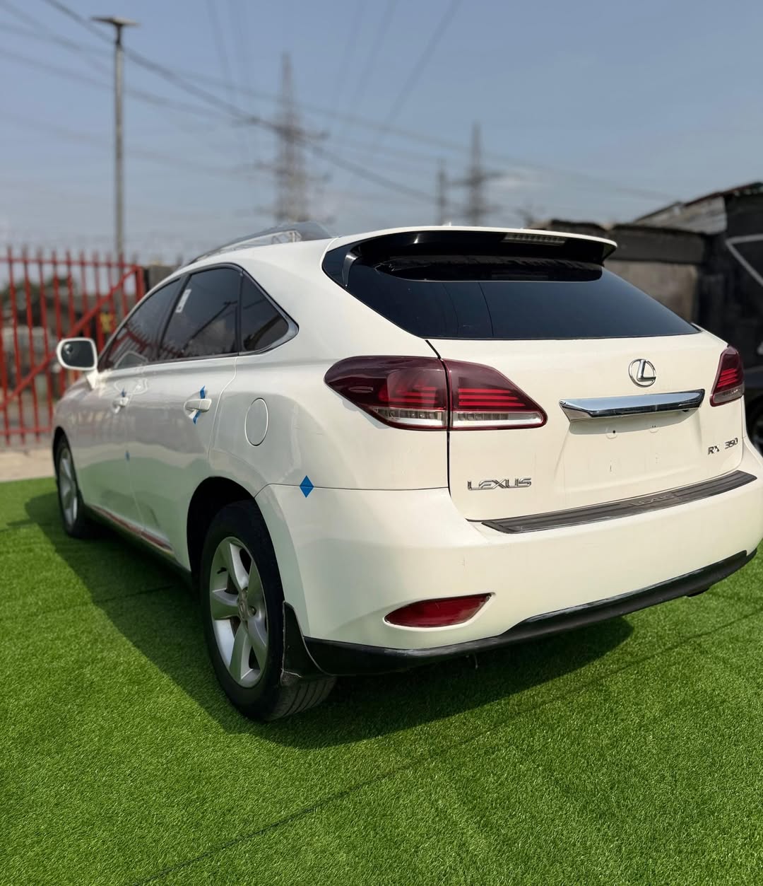 2010 Lexus RX 350: Sharp, Loaded & Ready to Impress