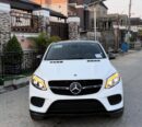 Own the Road: 2019 Mercedes GLE43 SUV