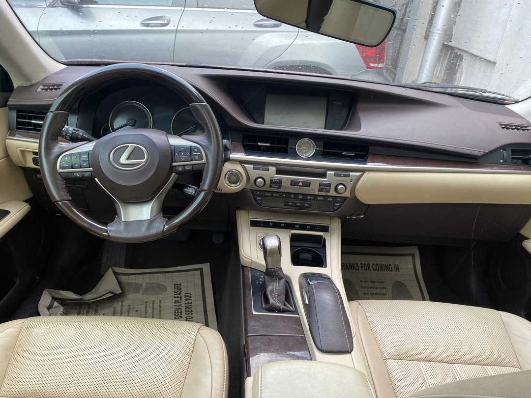 Red Lexus ES350: V6 Power, Fully Paid Customs