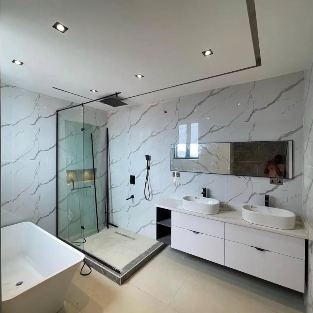 Lekki’s Ultimate 5-Bed Cinema & Pool Paradise