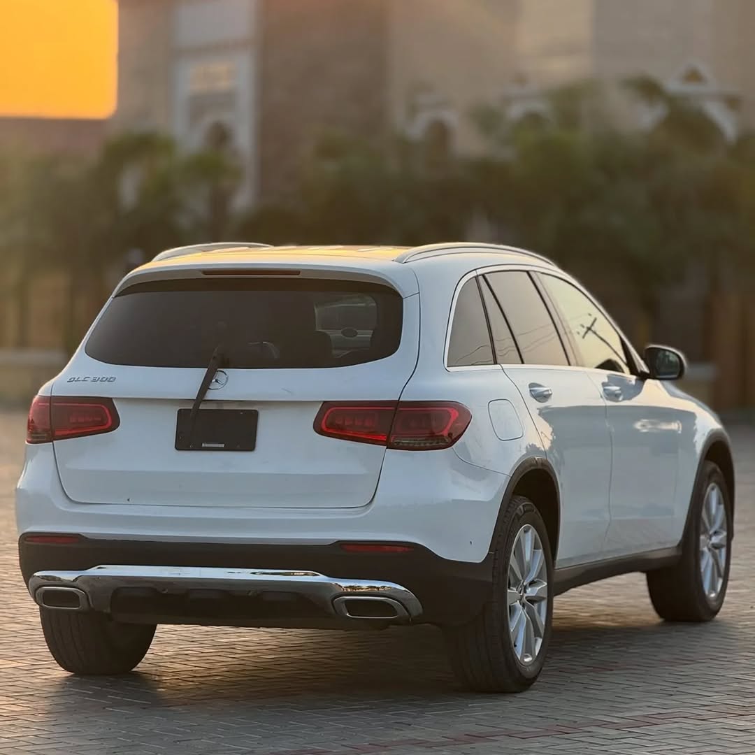 2021 Mercedes-Benz GLC 300: Luxury SUV Power & Panache