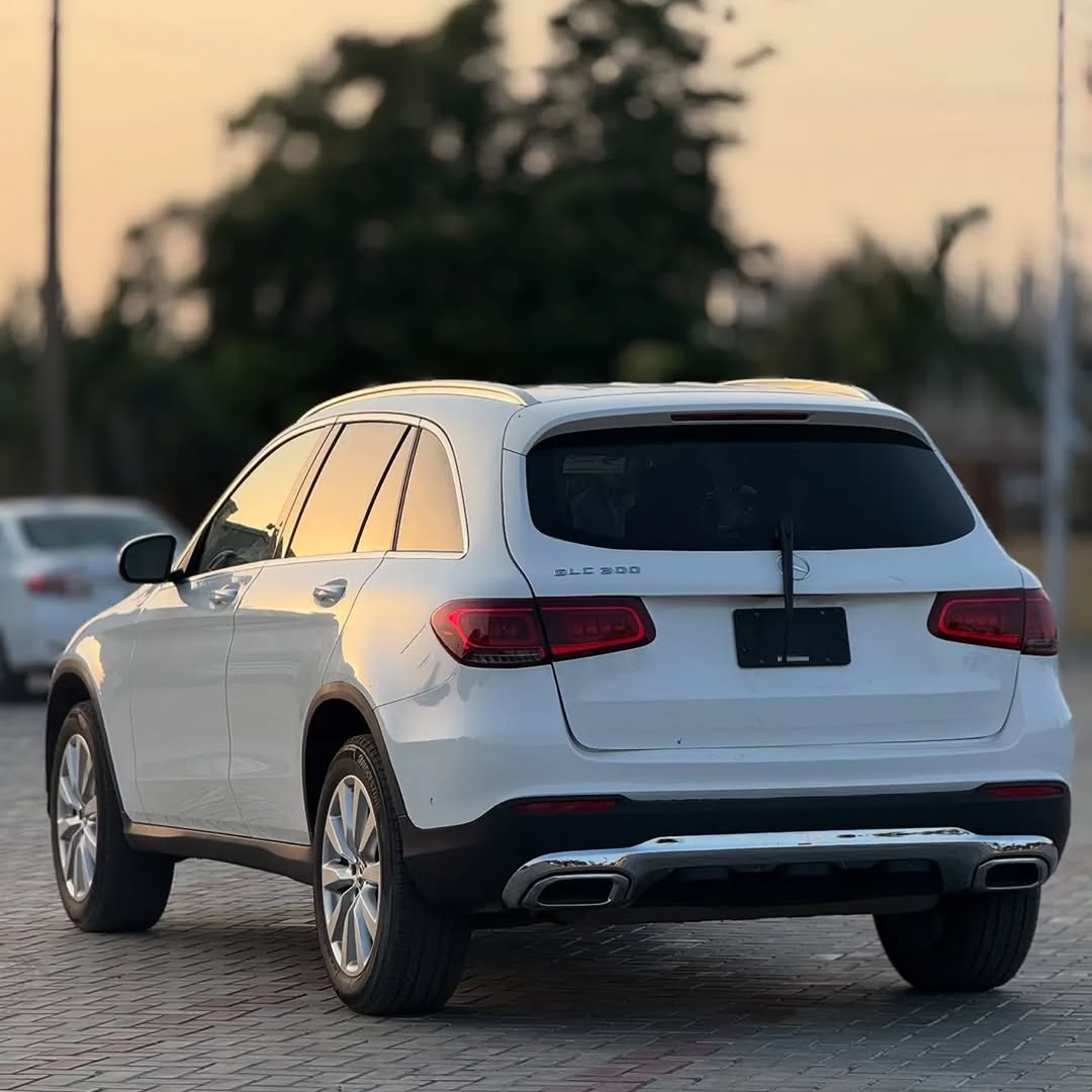 2021 Mercedes-Benz GLC 300: Luxury SUV Power & Panache