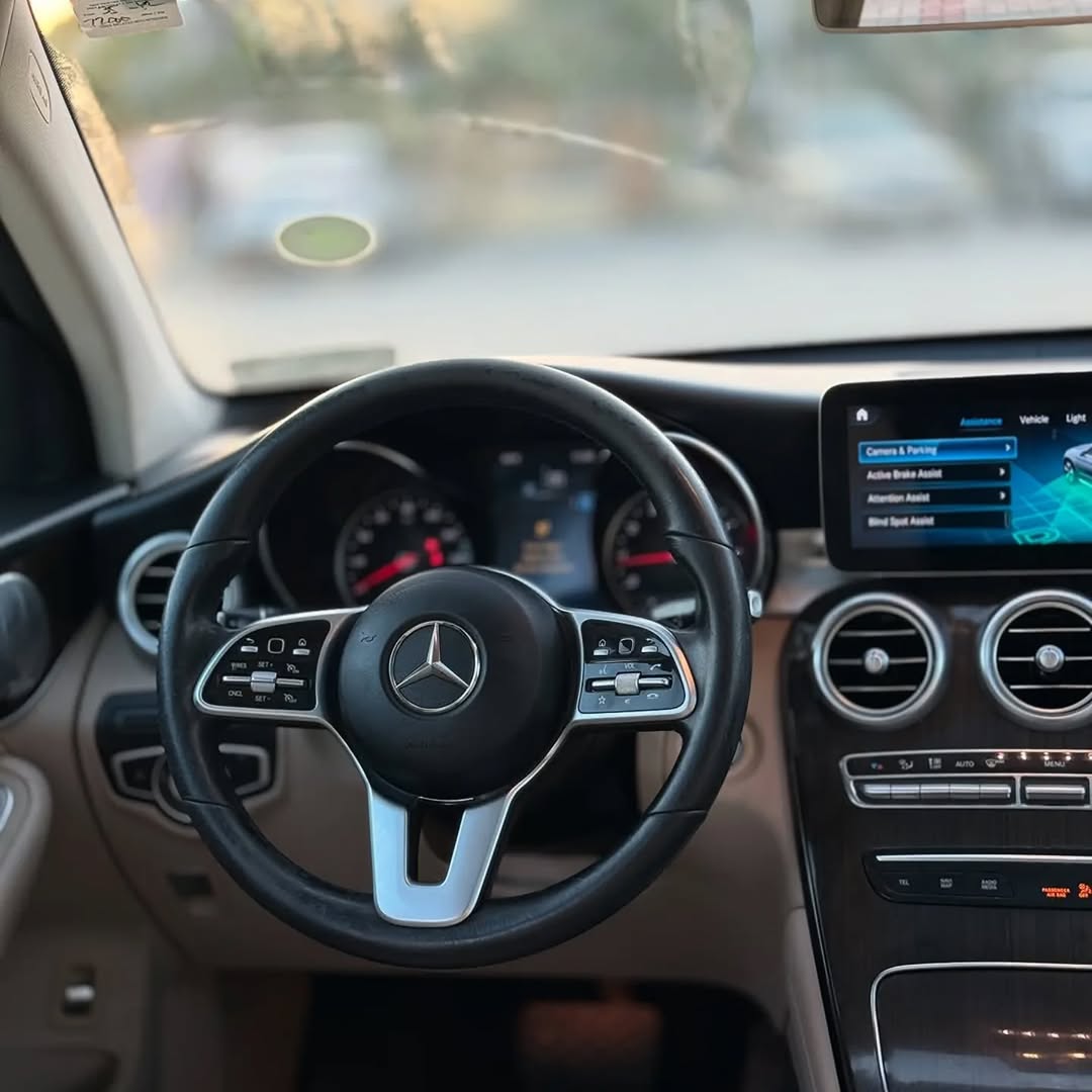 2021 Mercedes-Benz GLC 300: Luxury SUV Power & Panache