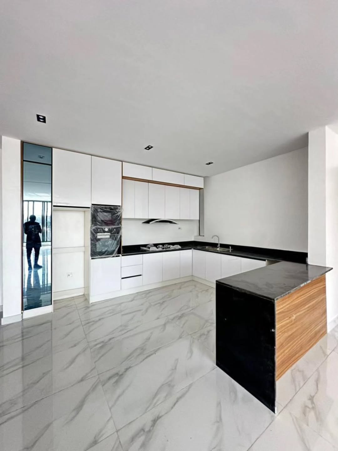 Serene Oniru Gem with Private Compound & Pool