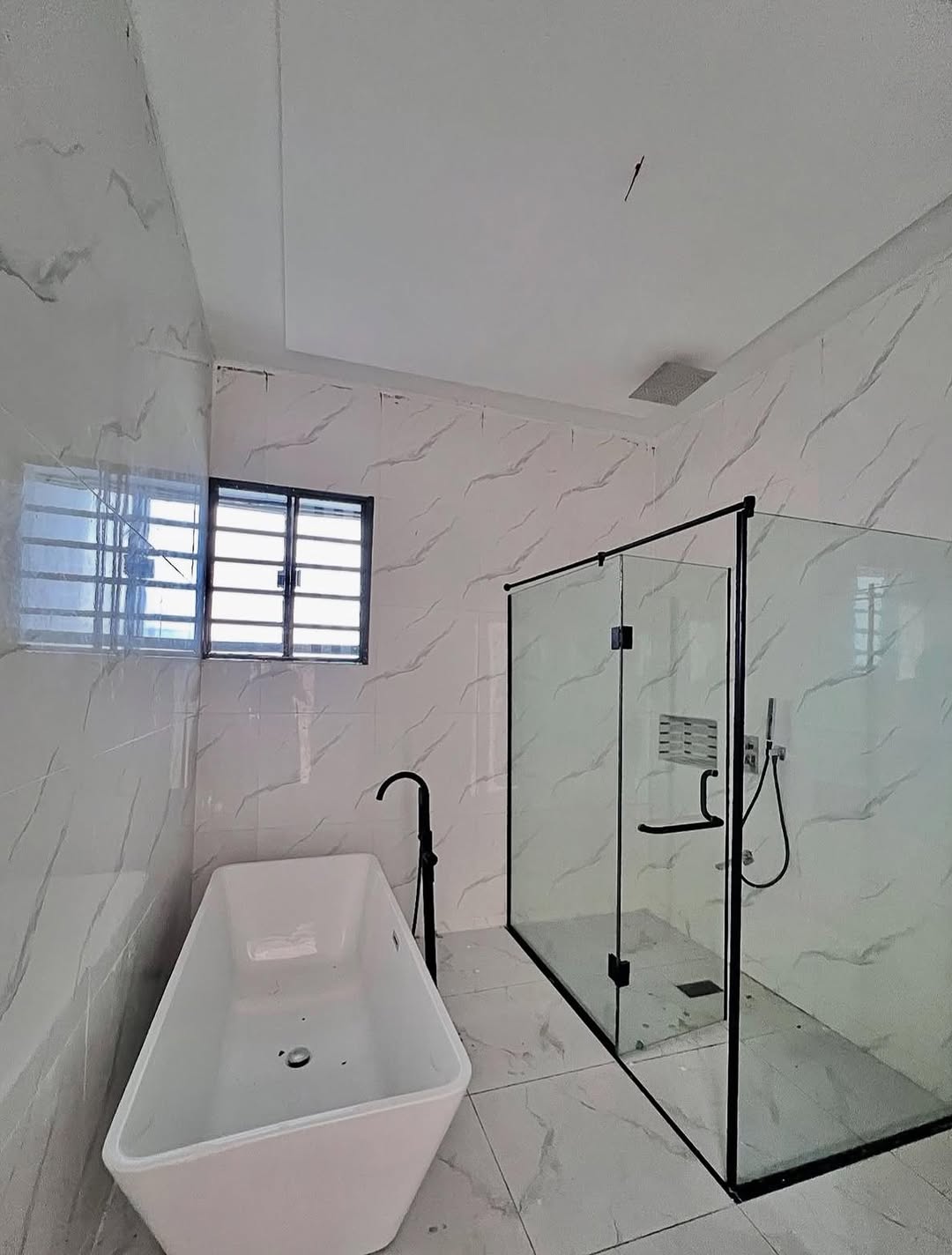 Elegant 5-Bed Estate Home with Resort-Style Pool