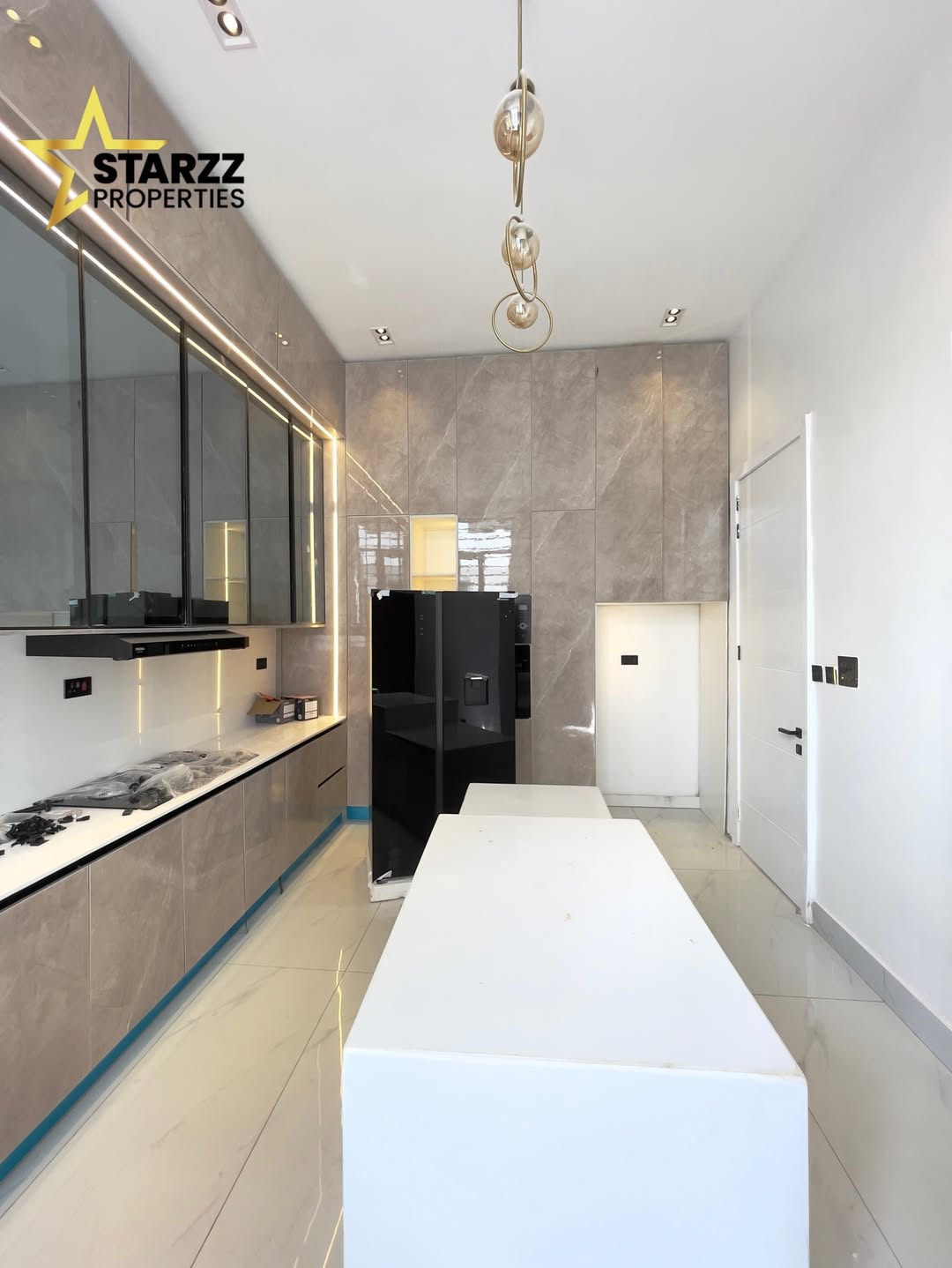 Lekki’s Ultimate 5-Bedroom Estate Oasis with Cinema & Pool