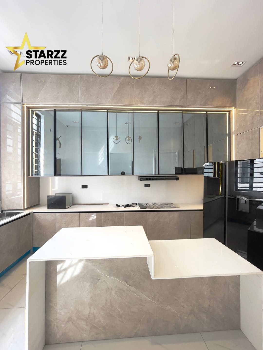 Lekki’s Ultimate 5-Bedroom Estate Oasis with Cinema & Pool