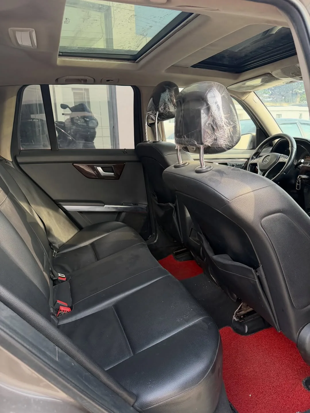 Luxury SUV: 2014 Mercedes GLK350, N15.9m