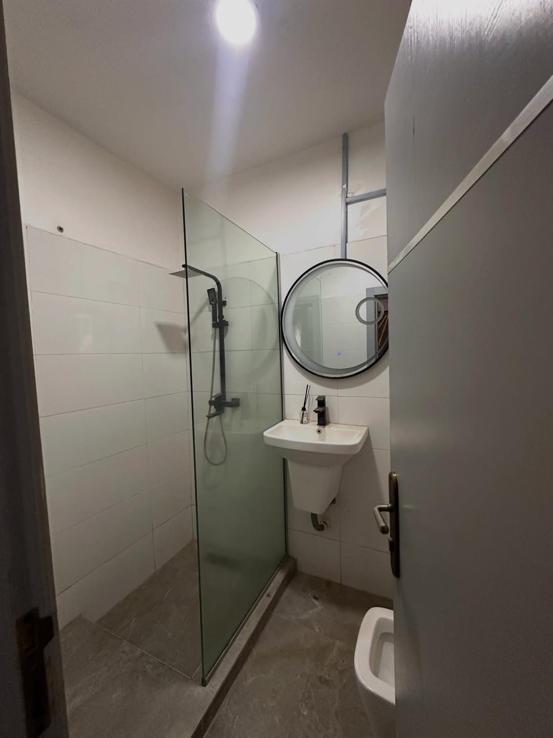 Stunning 2BR Haven in Serene Abuja