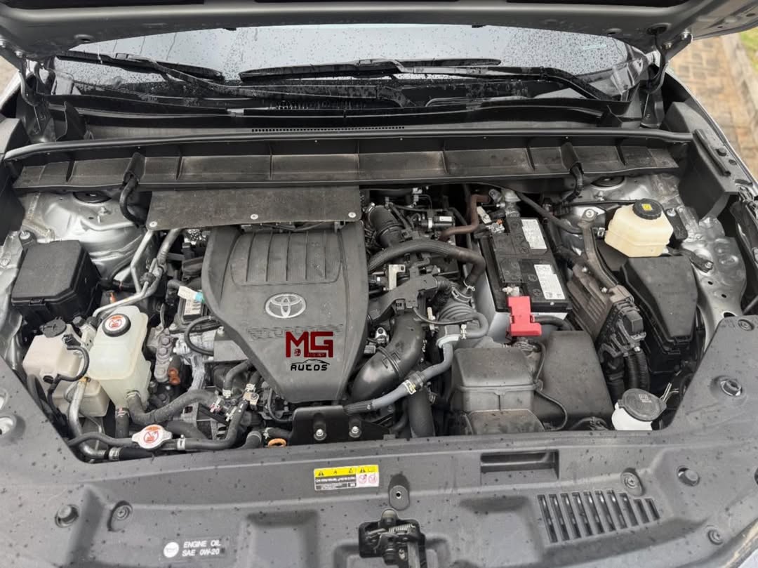 2024 Toyota Highlander XLE: Luxury Tech, Unbeatable Value