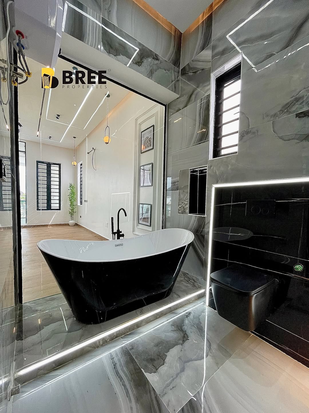 Stunning 5-Bed Ikota Estate Gem with Pool & Gym