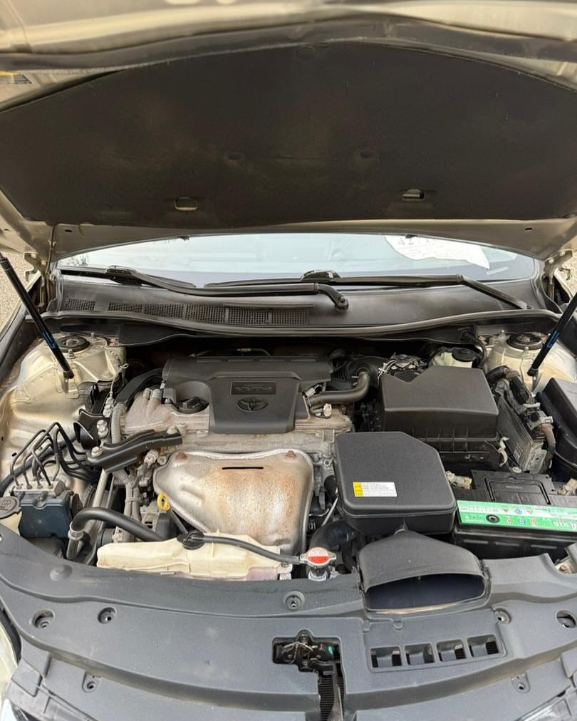 2016 Toyota Camry SE: Luxury Meets Value, Duty-Cleared