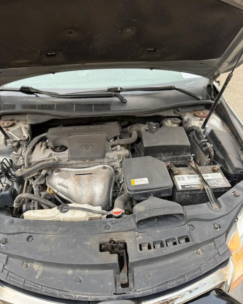 2016 Camry SE: Luxury & Tech, Duty-Cleared & Ready