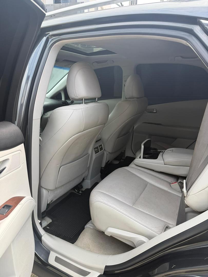 Unregistered 2010 Lexus RX350: Oct 2024 Entry