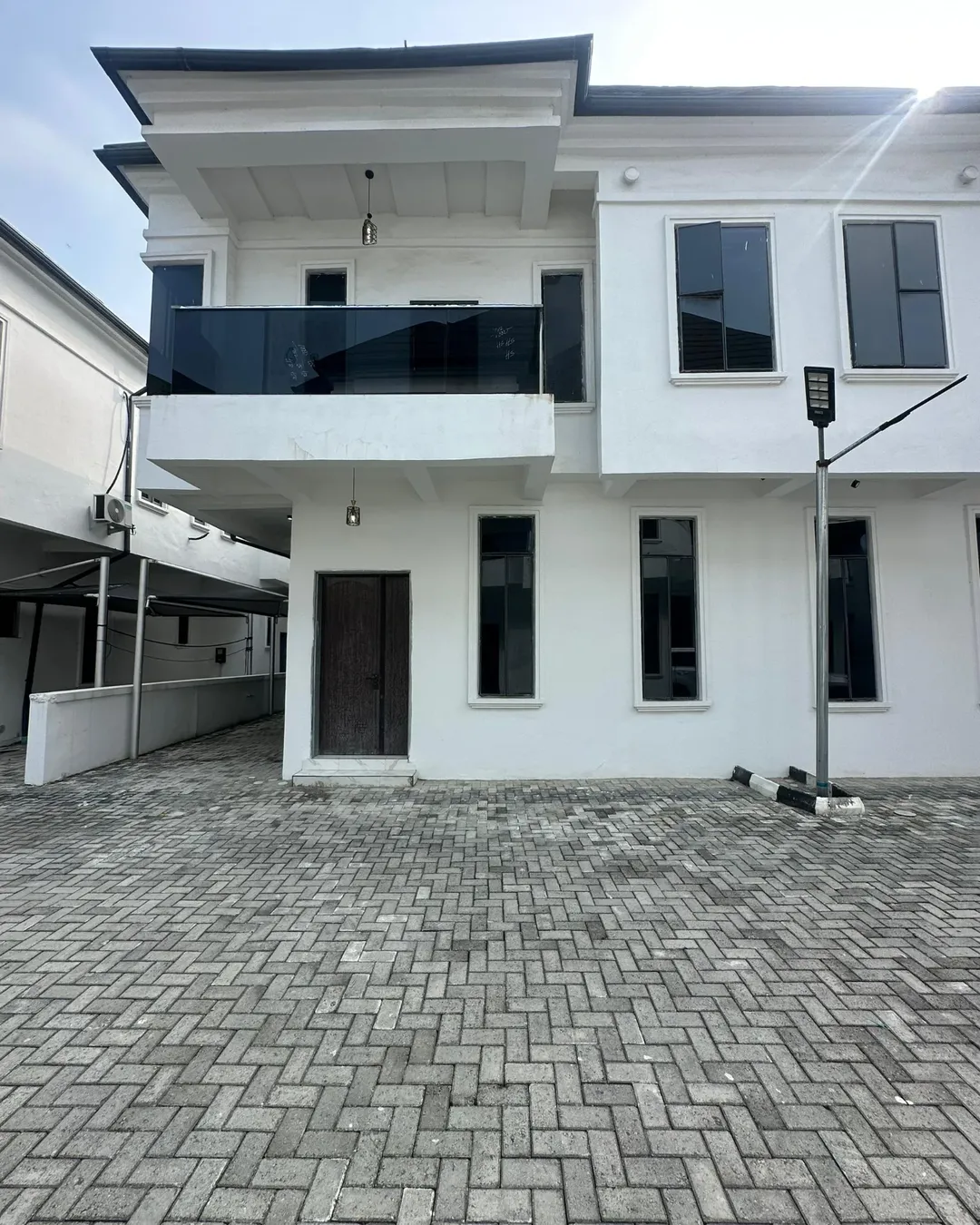Lekki Haven: 4-Bed Ensuite Duplex with BQ & Smart Features
