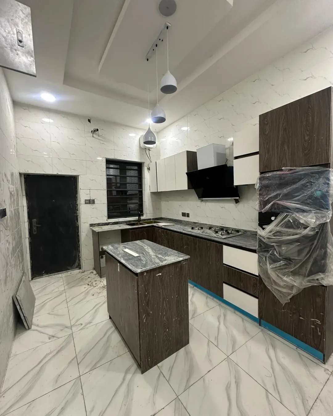 Lekki Haven: 4-Bed Ensuite Duplex with BQ & Smart Features