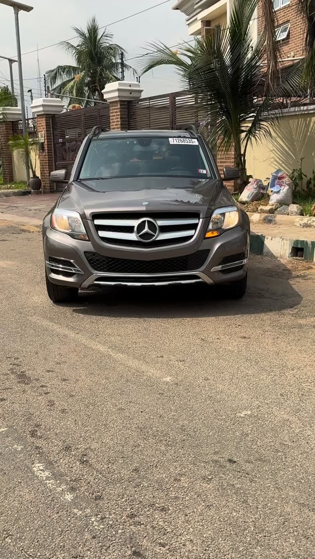 Luxury SUV: 2014 Mercedes GLK – Premium & Powerful