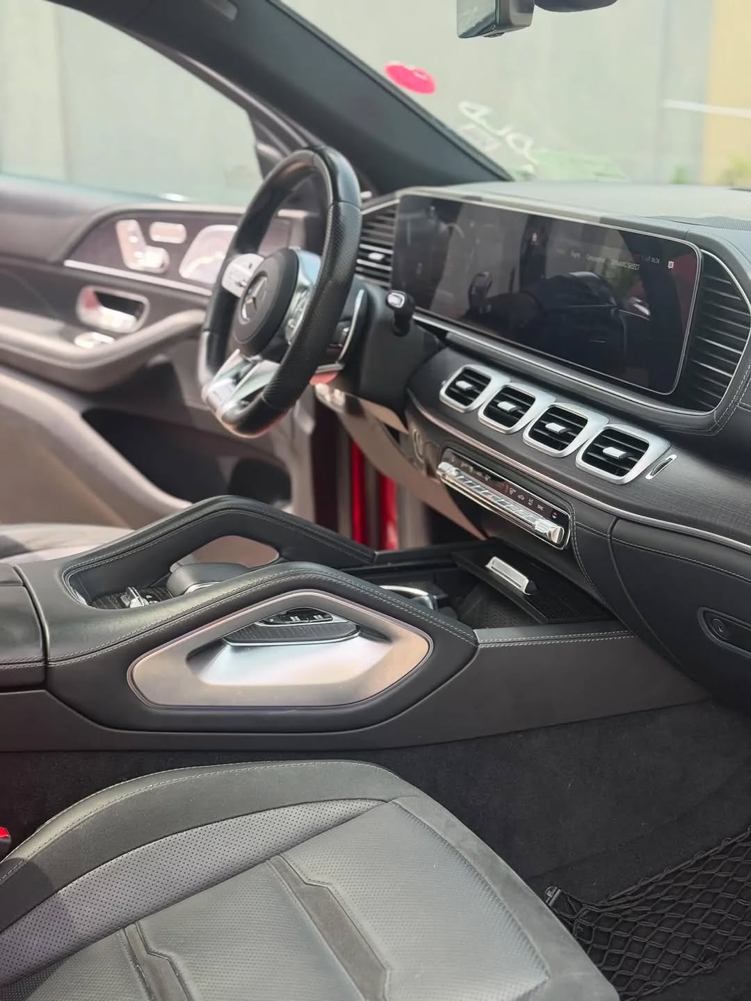 429hp AMG Beast: Luxury SUV Power Unleashed