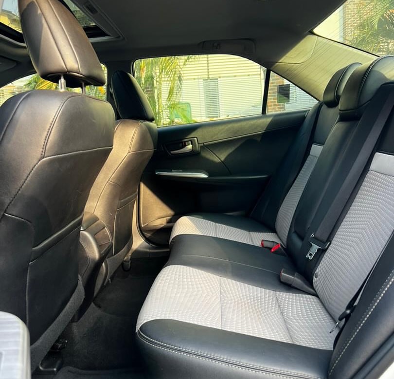 2014 Camry SE: Sporty & Loaded, Duty Paid!