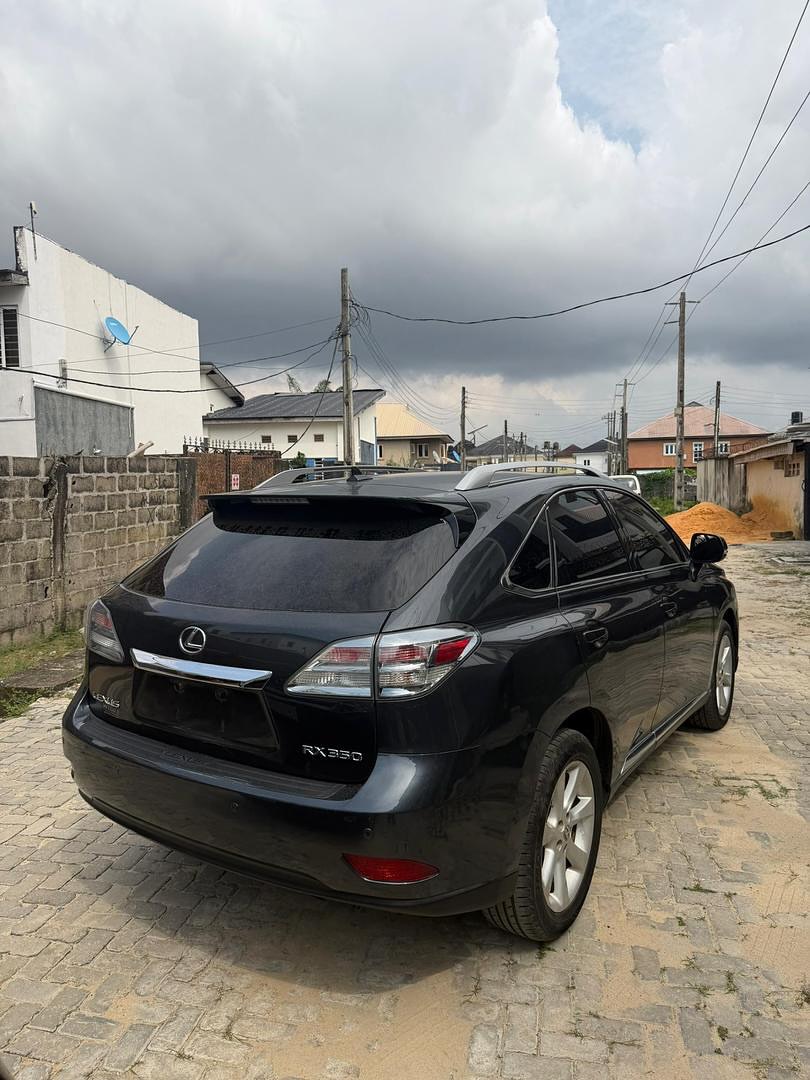 Unregistered 2010 Lexus RX350: Oct 2024 Entry