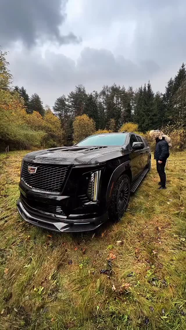 Cadillac Escalade V: Unleash Unrivaled Power