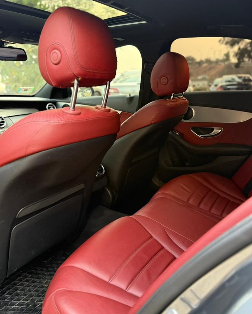 2018 Mercedes-AMG C43: Red Interior, Keyless, Sunroof