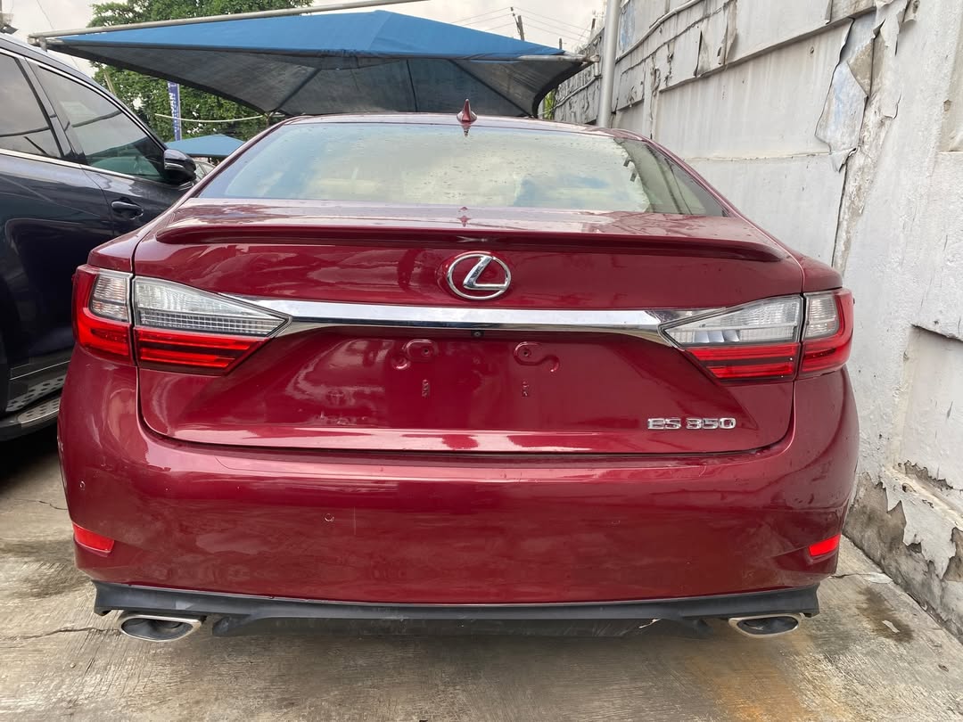 Red Lexus ES350: V6 Power, Fully Paid Customs
